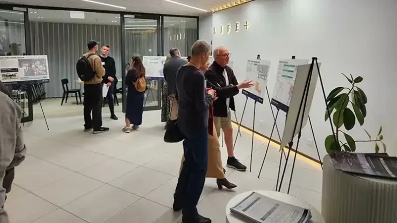 Attendees at the Woolloongabba PDA consultation